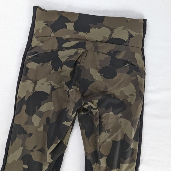 Athleta Essex Camo Hybrid Tights Leggings UPF 50 - Picture 4 of 12